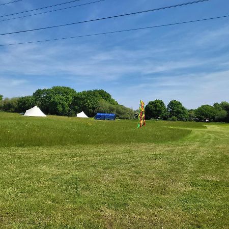 Hotel Dorset Glamping Fields Corfe Mullen Exterior foto